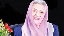 Iranian National Commission for UNESCO honors actress Jaleh Olov