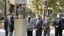 Minister of Culture and Islamic Guidance visits Iranian ceramic art exhibit in Tehran